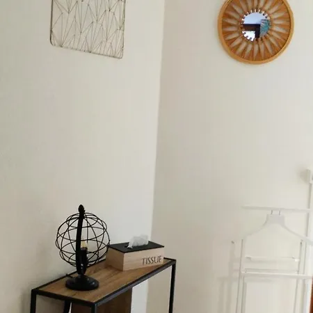 L Eclipse Apartment *